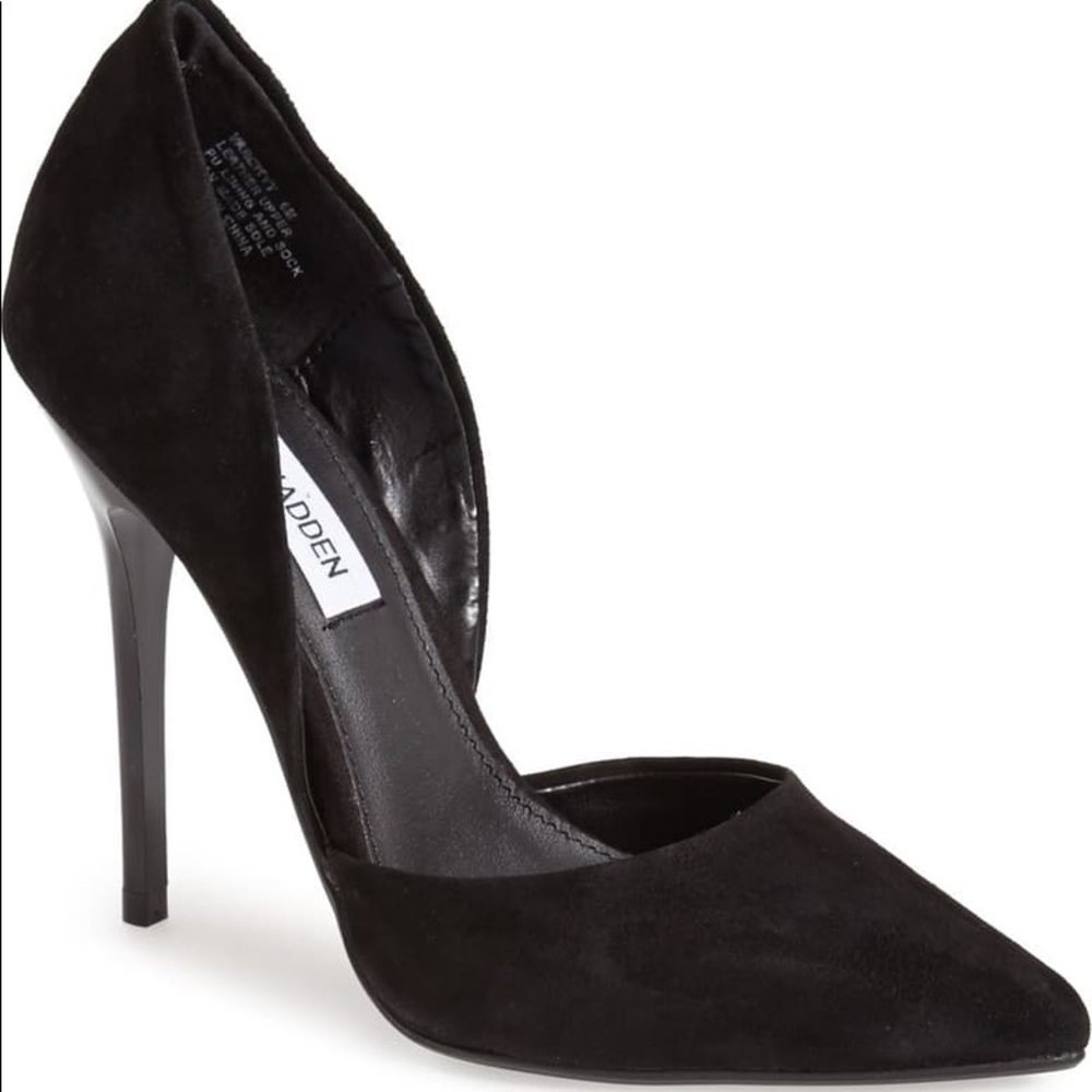 Steve Madden “Varcityy” Pointy Toe Pumps in Black